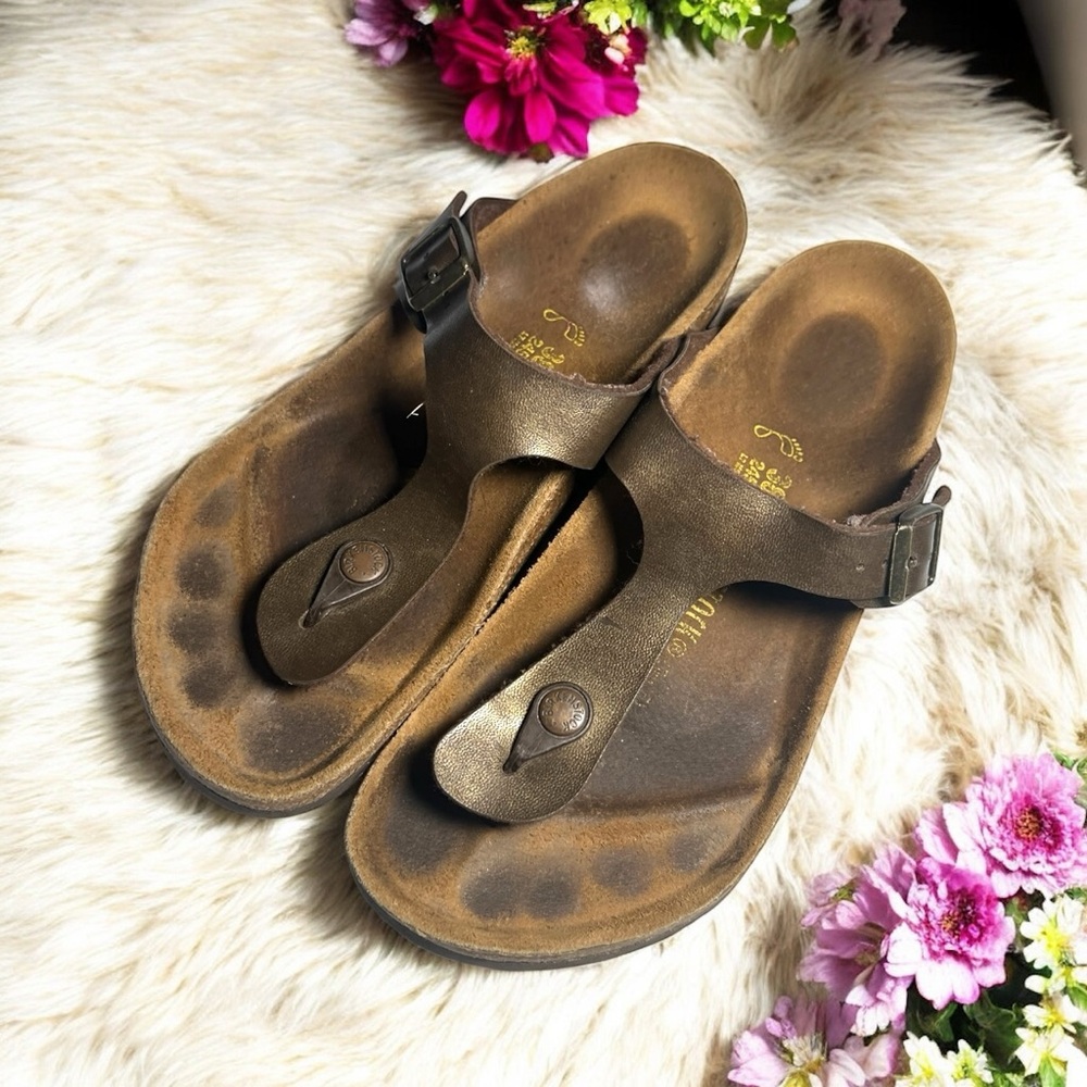 Birkenstock Gizeh Metallic Brown Sandals
